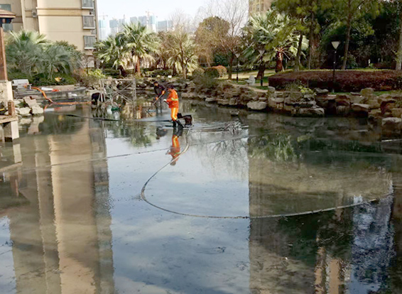 公主岭景观池淤泥清理